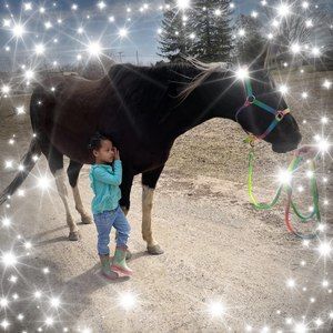 Meet your Posher, Steffany